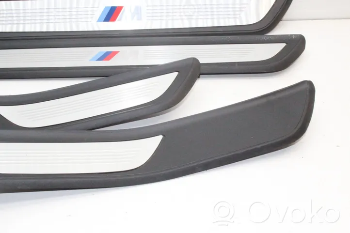 BMW 6 F06 Gran coupe Garniture de protection de seuil intérieur 8053575