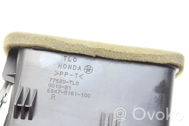 Honda Accord Dysze / Kratki nawiewu deski rozdzielczej 77620TL0