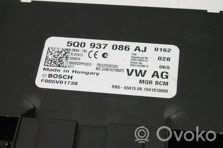 Volkswagen PASSAT B8 Komputer / Sterownik ECU i komplet kluczy 04L907309R