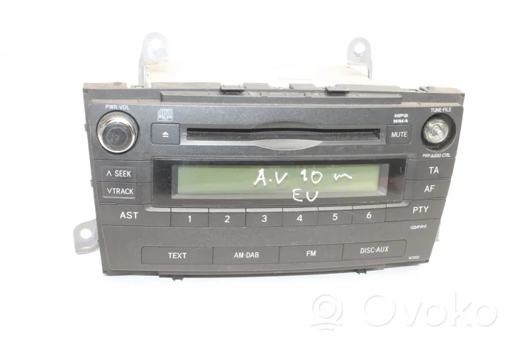 Toyota Avensis T270 Radija/ CD/DVD grotuvas/ navigacija 8612005150