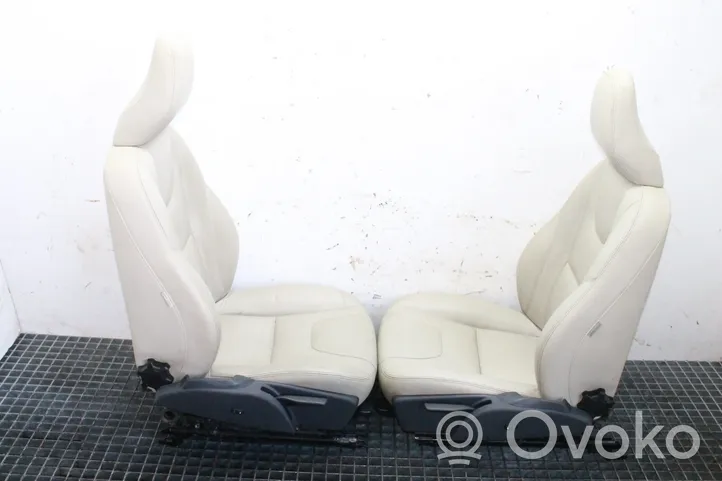 Volvo V60 Set interni 