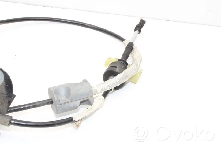 Ford Kuga II Gear shift cable linkage 