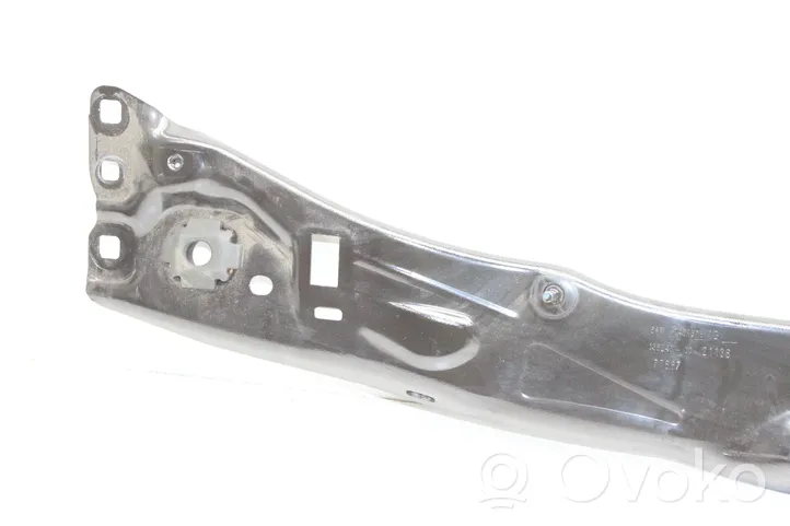 BMW 1 F40 Staffa del pannello di supporto del radiatore parte superiore 7459878