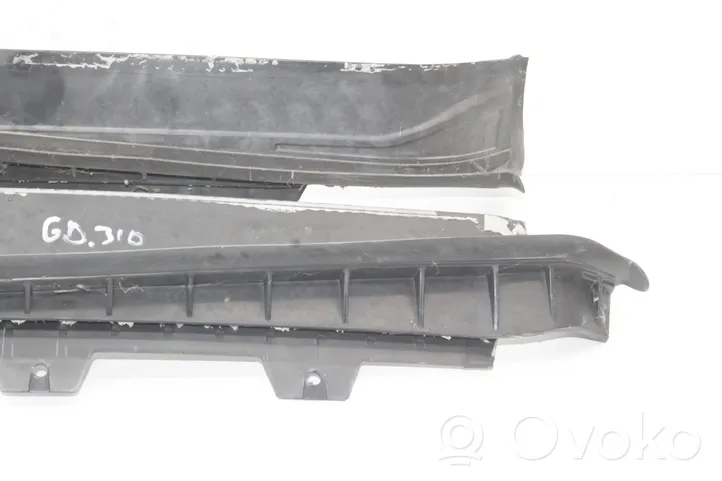 Audi A5 Inna część podwozia 8W7825405