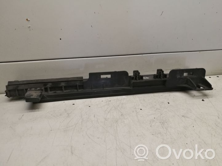 Mercedes-Benz E W212 Pannello laterale di supporto del radiatore 0477902904