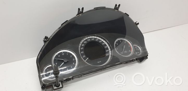 Mercedes-Benz E W212 Tachimetro (quadro strumenti) A2C53279093