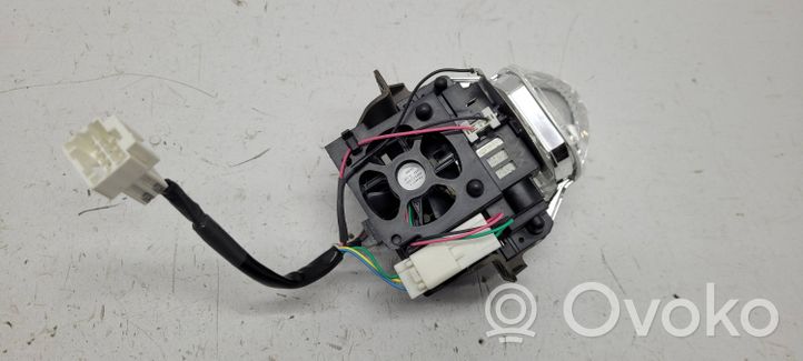 Toyota RAV 4 (XA50) Element lampy przedniej 