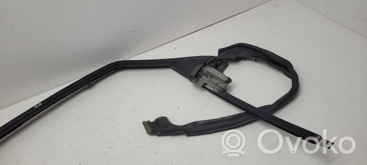 Audi A8 S8 D3 4E Rear door window/glass frame 4E0839608E