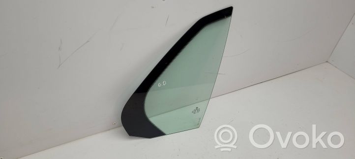 Volkswagen Jetta V Rear vent window glass 