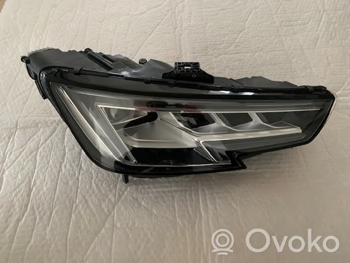 Audi A4 S4 B9 Lampa przednia AUDI