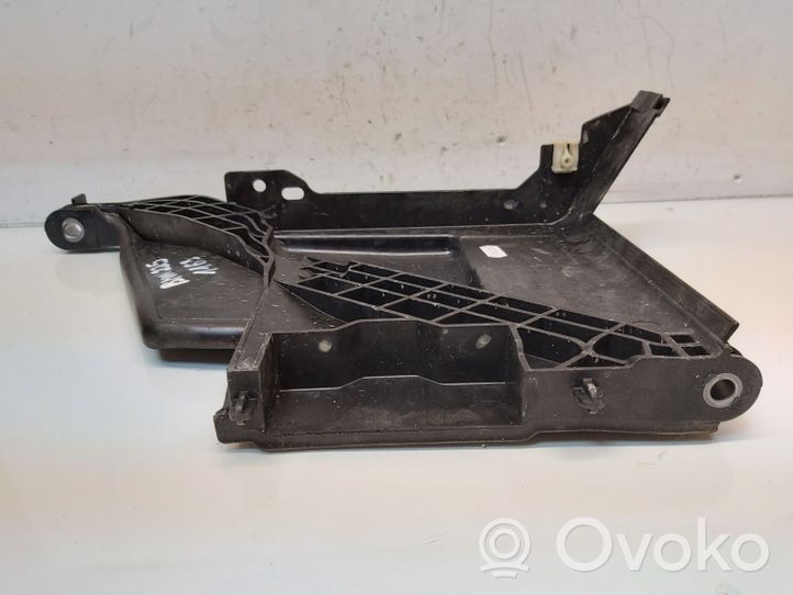 BMW 2 F45 Dangtis akumuliatoriaus dėžės 51717351482