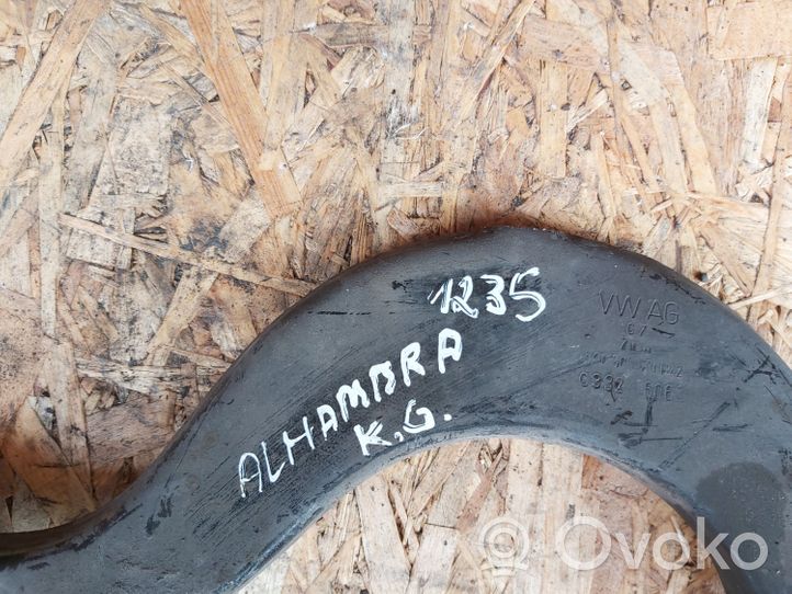 Seat Alhambra (Mk2) Taka-ylätukivarren haarukkavipu 5Q0505323