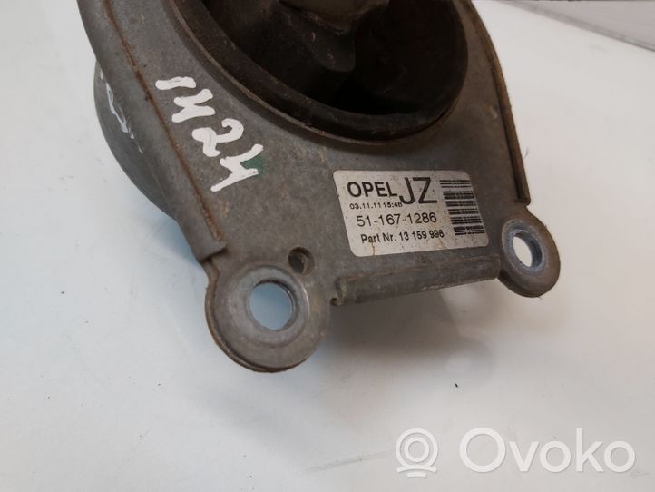 Opel Meriva B Supporto di montaggio del motore 13159996