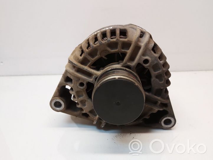 Opel Meriva B Generatore/alternatore 0124425085