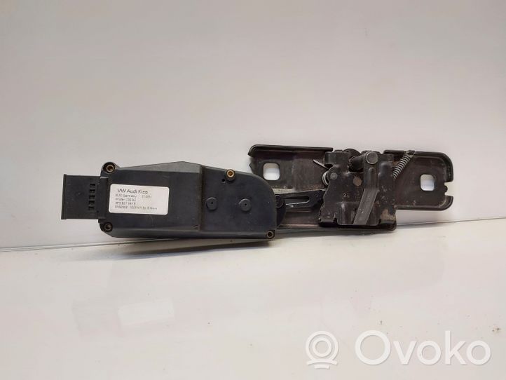 Skoda Superb B6 (3T) Tailgate/trunk/boot lift motor 4F9827383E