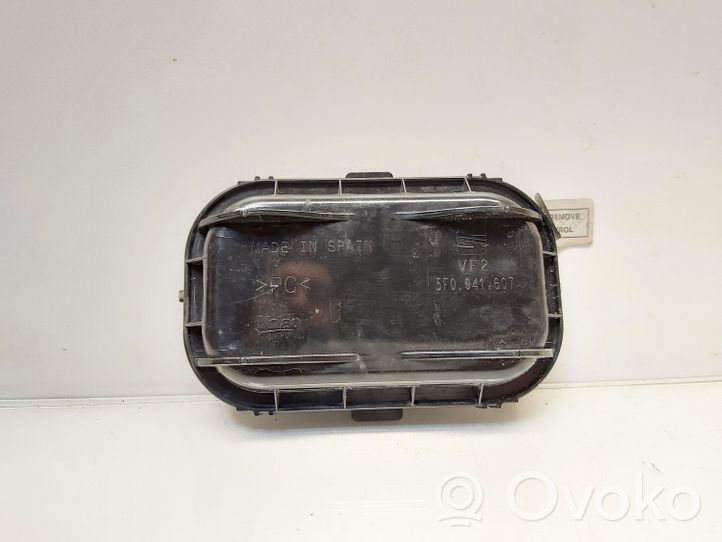 Seat Leon (5F) Headlight/headlamp dust cover 5F0941607