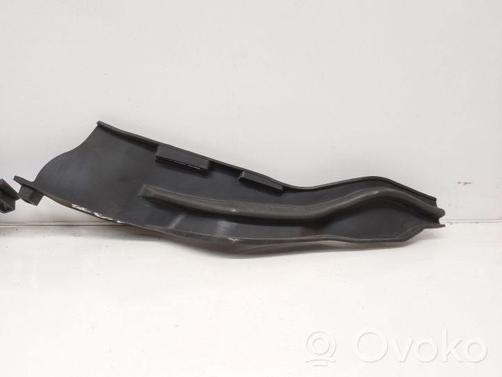 Nissan Qashqai Rivestimento del tergicristallo 668624EA1A