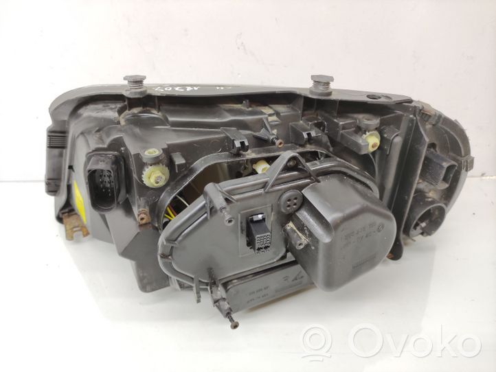 Volkswagen Sharan Lampa przednia 7M3941016AE