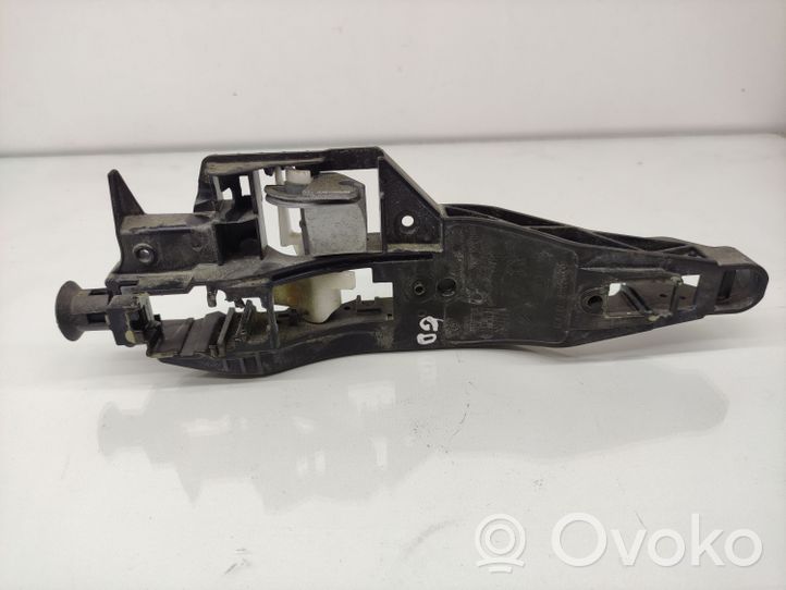 Citroen C4 Grand Picasso Takaoven ulkokahvan kehys 9675341580