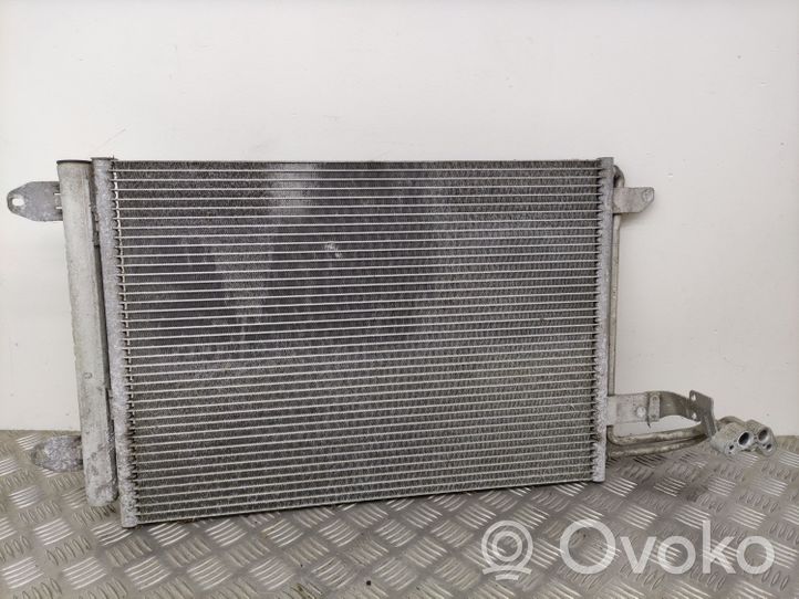 Volkswagen Golf VI Jäähdyttimen lauhdutin (A/C) 1K0820411