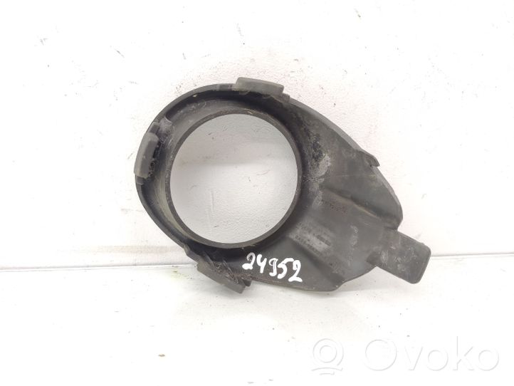 Ford Fiesta Moldura/rejilla de la luz antiniebla delantera 8A6115A223A