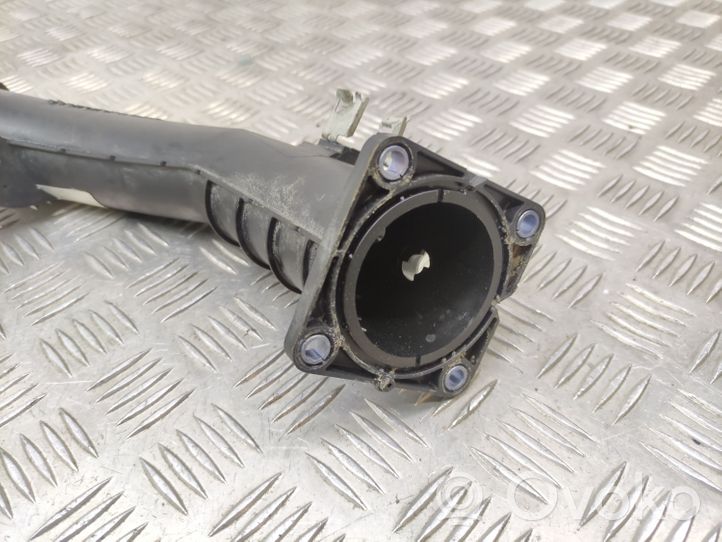 Mercedes-Benz B W246 W242 Turboahtimen ilmanoton letku A2700900644