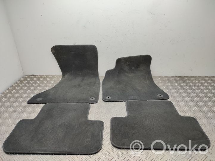 Audi A4 Allroad Car floor mat set 8K0864450B