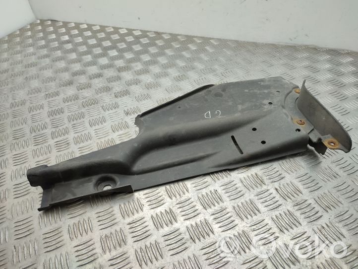 Seat Exeo (3R) Alustan takasuoja välipohja 3R0825216