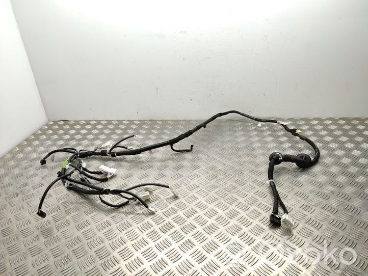 Toyota RAV 4 (XA50) Faisceau de câbles hayon de coffre 8218442A70