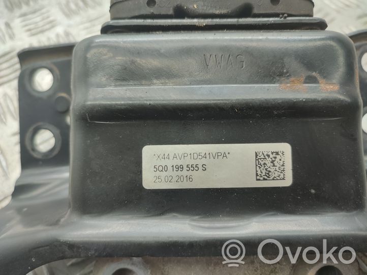 Skoda Octavia Mk3 (5E) Wspornik / Mocowanie silnika 5Q0199555S