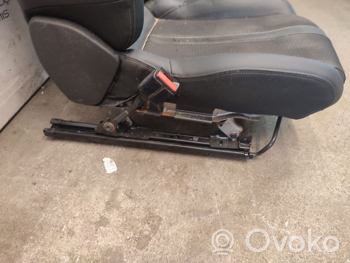 Peugeot 2008 II Front driver seat 