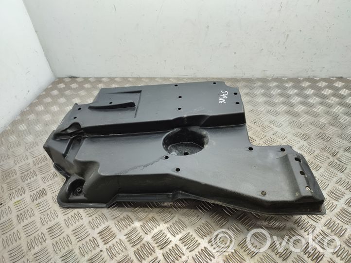 Toyota RAV 4 (XA40) Center/middle under tray cover 5816542021