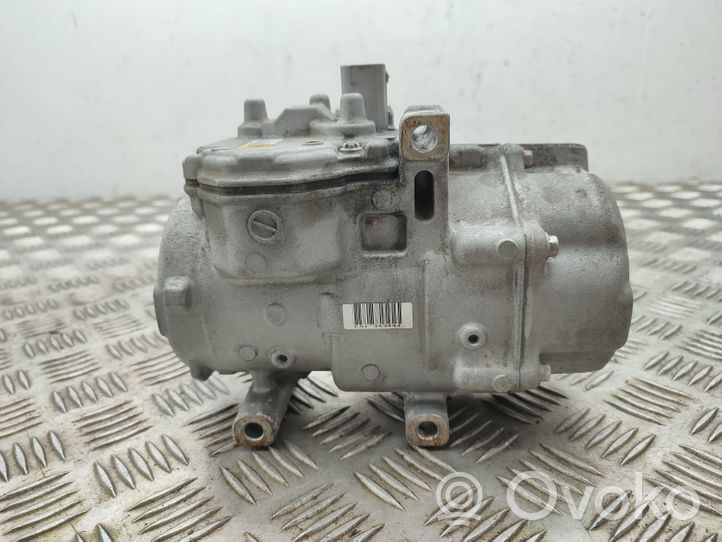 Toyota RAV 4 (XA40) Compressore aria condizionata (A/C) (pompa) 0422000533