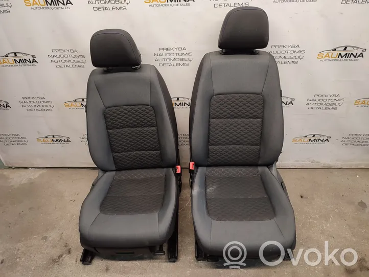 Volkswagen Golf Sportsvan Set di rivestimento sedili e portiere 