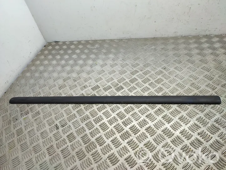 Volkswagen Caddy Front door trim (molding) 2K0853515E