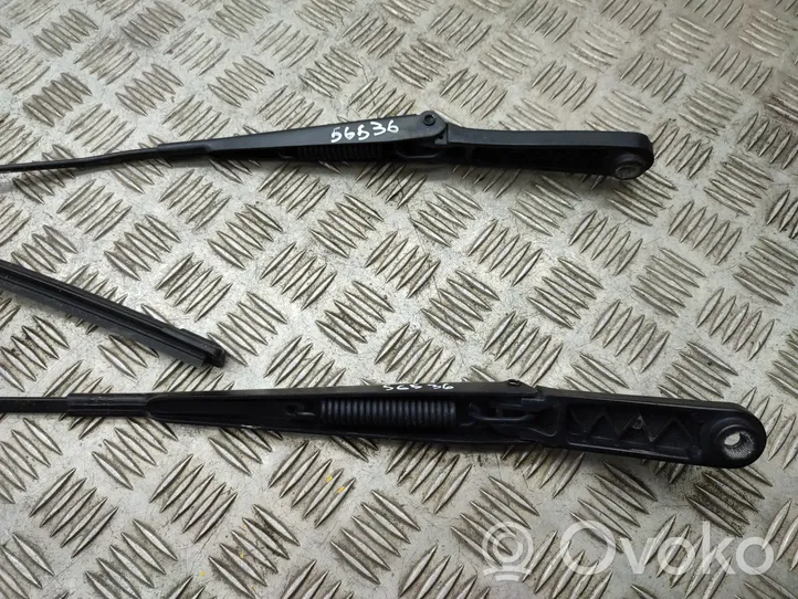 Audi A1 Front wiper blade arm 8X1955408