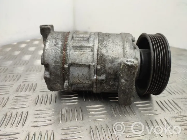 Volkswagen PASSAT B8 Compressore aria condizionata (A/C) (pompa) 5Q0816803