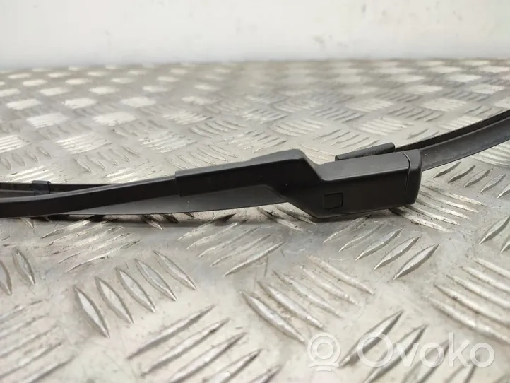 Volkswagen Tiguan Front wiper blade arm 5N1955409