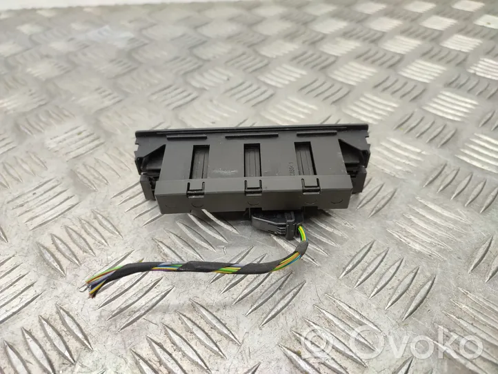 Volkswagen Tiguan Traction control (ASR) switch 5N1927132AT