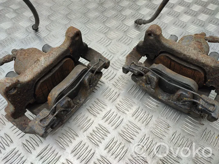 Volkswagen Tiguan Caliper de freno delantero 