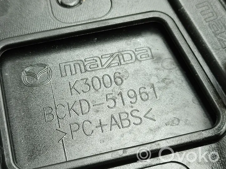 Mazda 3 Spojler klapy tylnej / bagażnika BCKDB0967