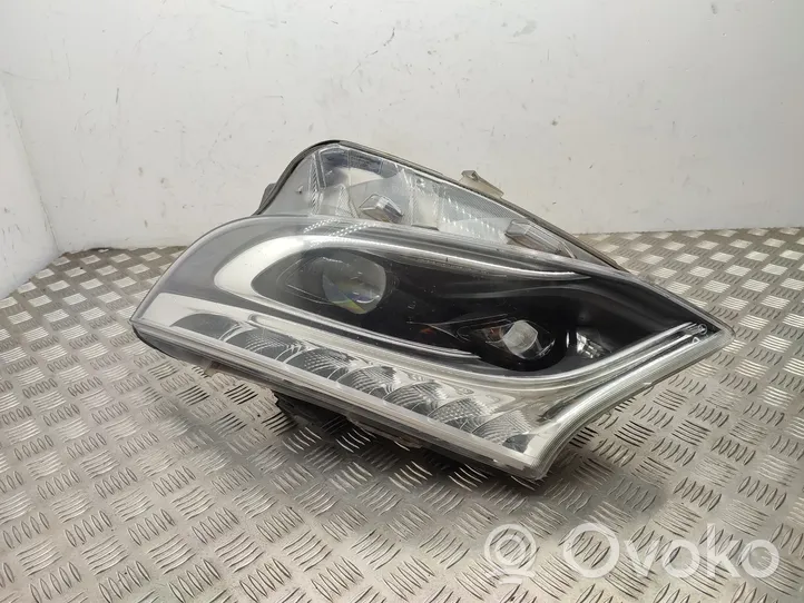 Mercedes-Benz Vito Viano W447 Lampa przednia A4479069700