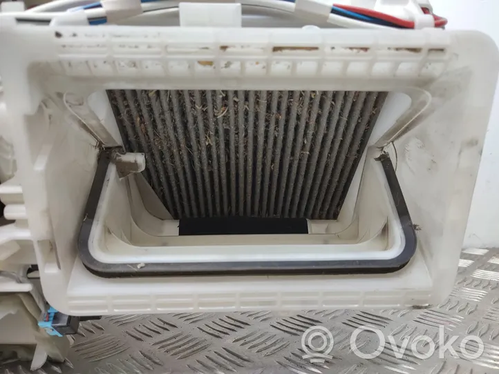 Toyota RAV 4 (XA40) Scatola climatizzatore riscaldamento abitacolo assemblata 8705042571