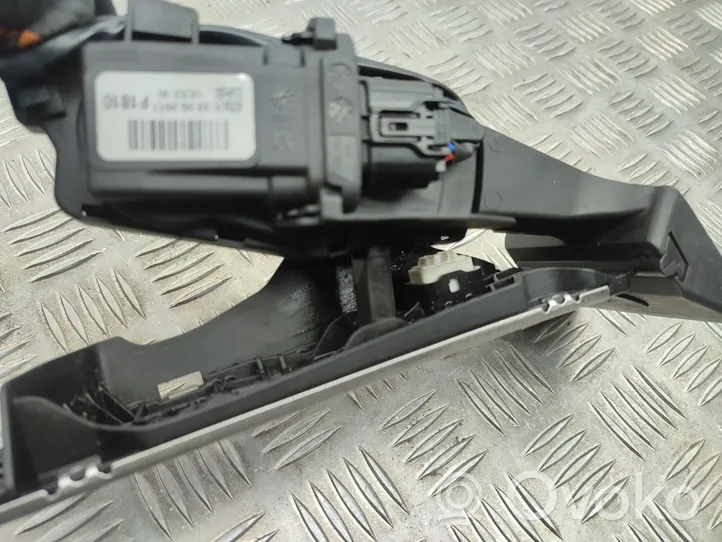 KIA Sportage Accelerator throttle pedal 