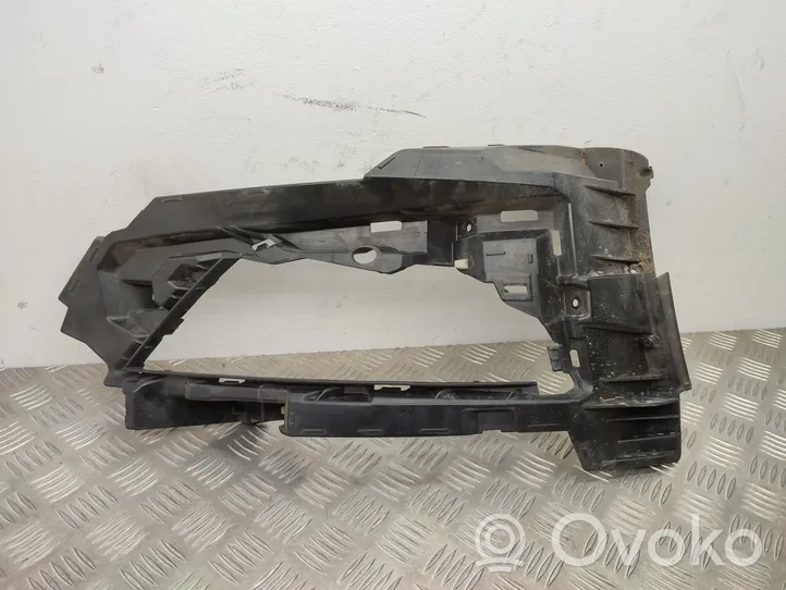 Seat Leon (5F) Uchwyt / Mocowanie lampy przedniej 5F0807350