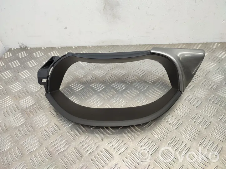 Suzuki Vitara (LY) Moldura del panel 7383154P3