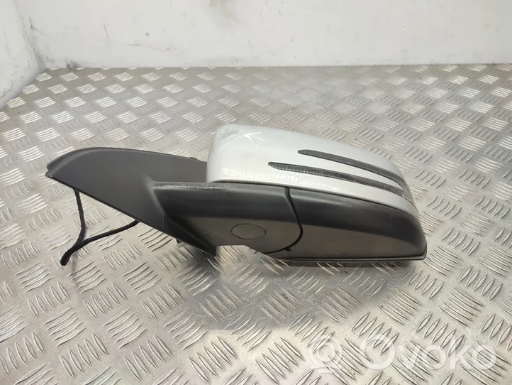 Mercedes-Benz A W176 Front door electric wing mirror A1768100116