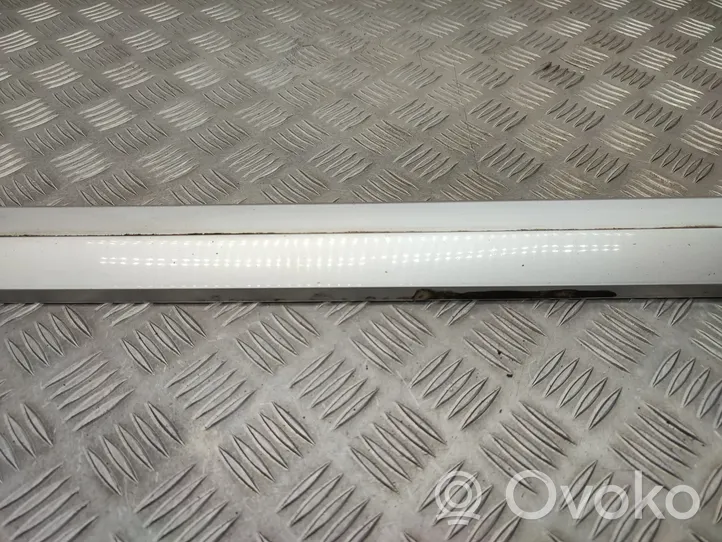 Volkswagen PASSAT B8 Front door trim (molding) 3G0854939B