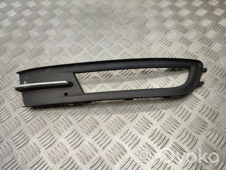 Volkswagen PASSAT B8 Front fog light trim/grill 3G0853666A