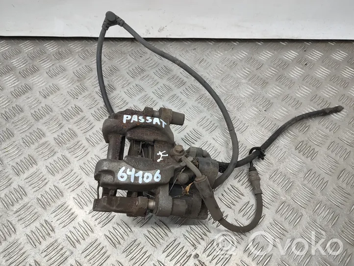 Volkswagen PASSAT B8 Rear brake caliper 